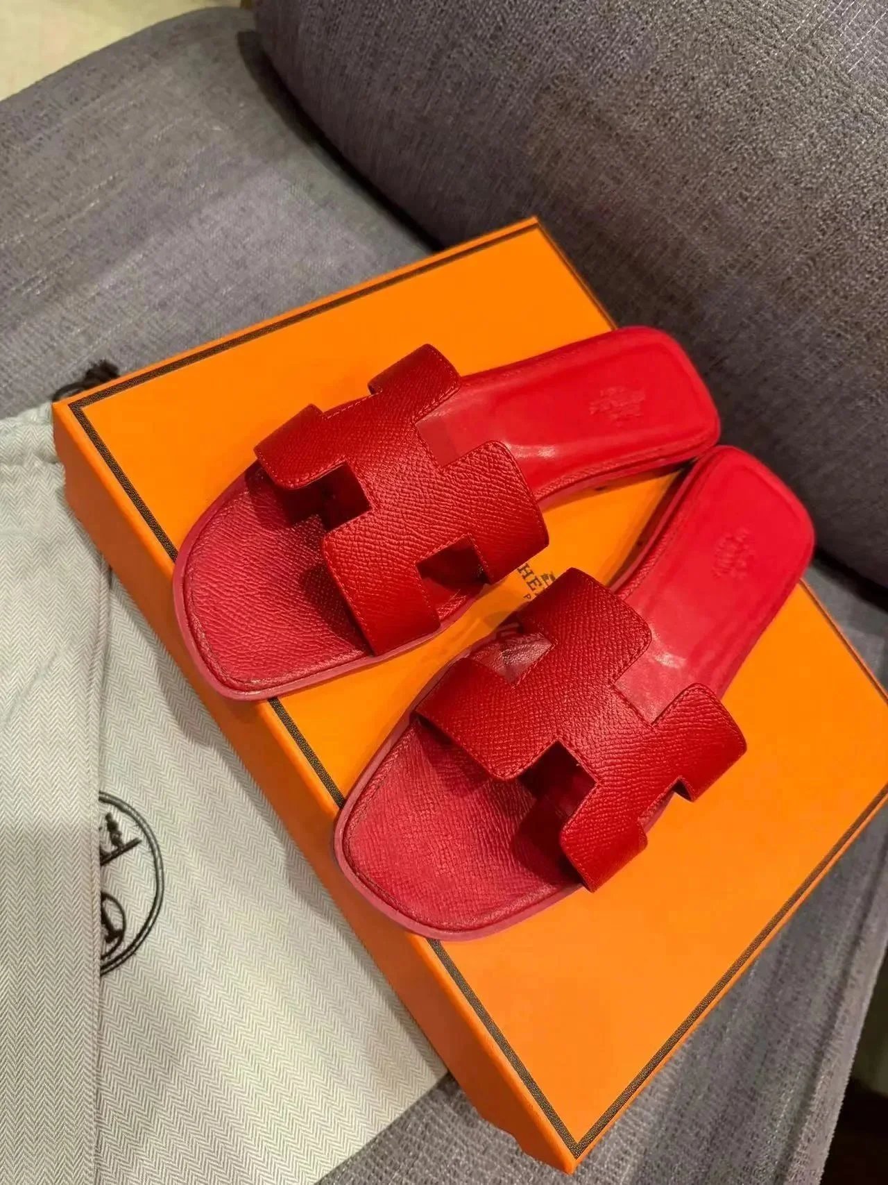 Red [palm print]