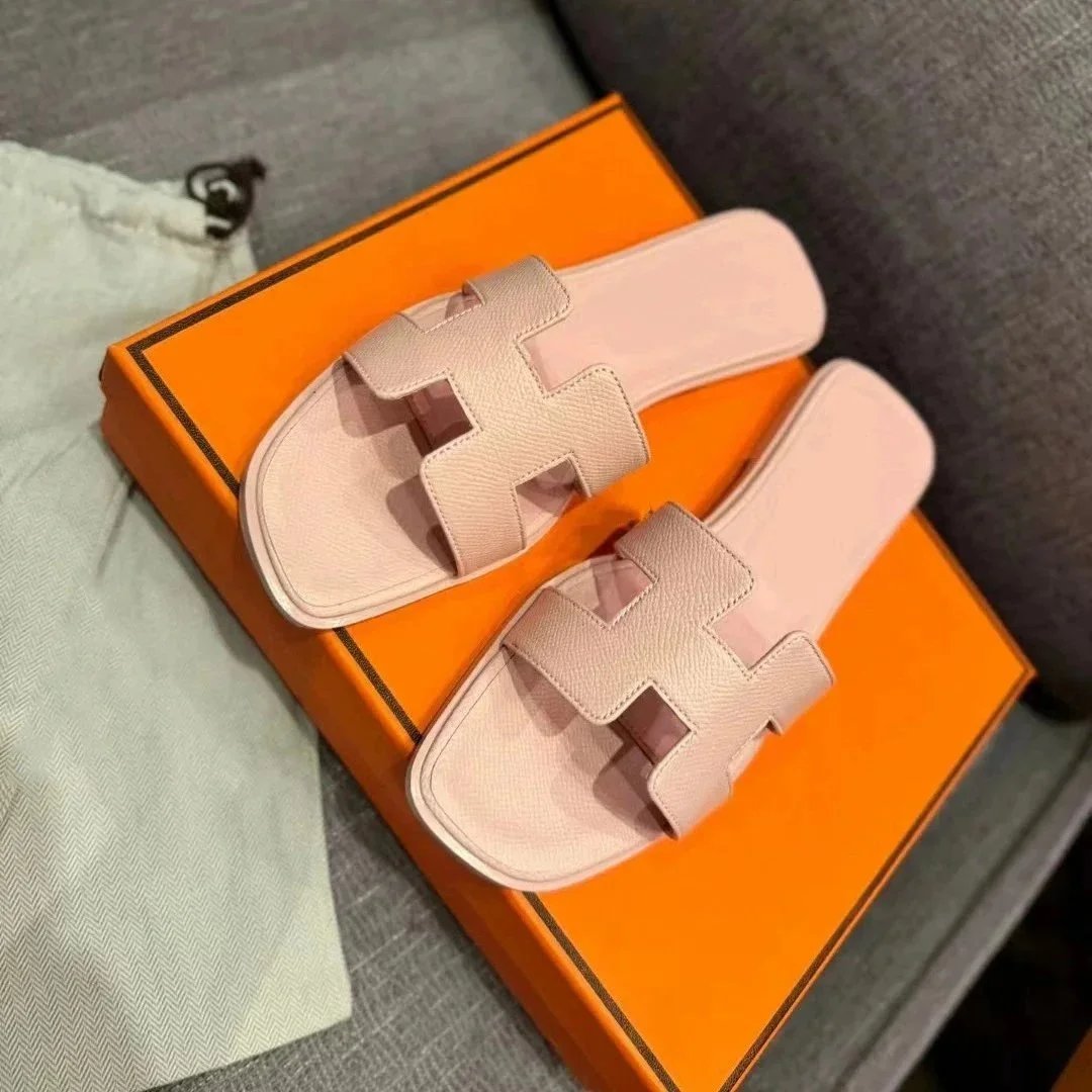 Pink [palm print]