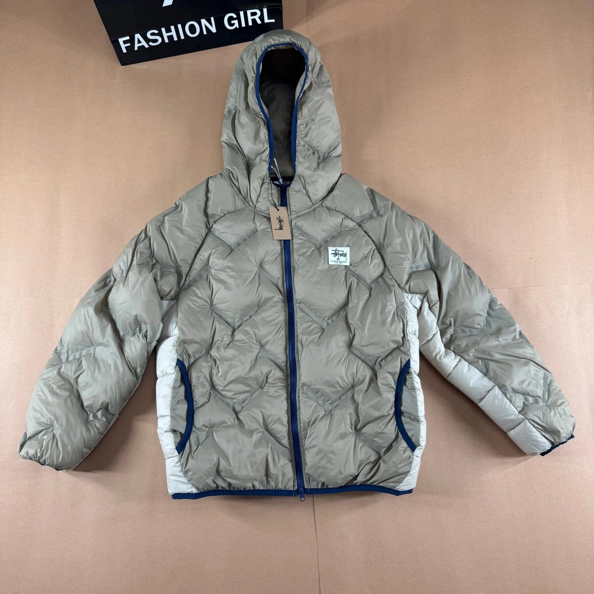 Stüssy Diamond Quilted Hooded Down Jacket Gray - 5