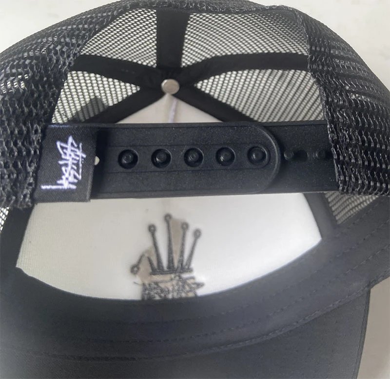 Stüssy Crown Logo Trucker Cap White/Black Baseball Cap - 6