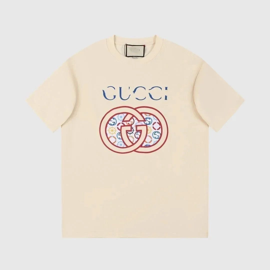 Gucci T-Shirts Short-Sleeve Graphic Print — 33