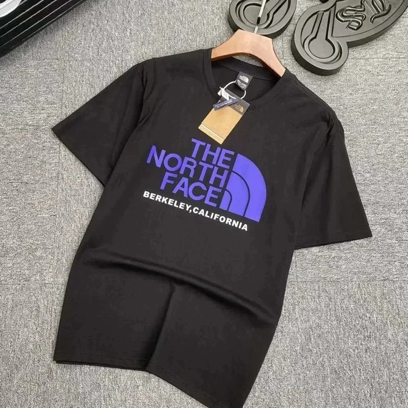The North Face T-Shirts Short-Sleeve Logo Graphic T-Shirt — 24