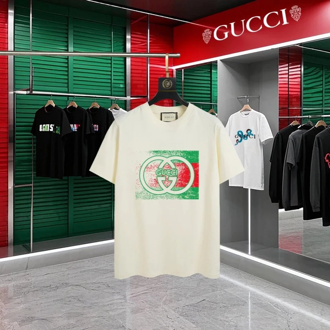 Gucci T-Shirts Short-Sleeve Snake Graphic — 33