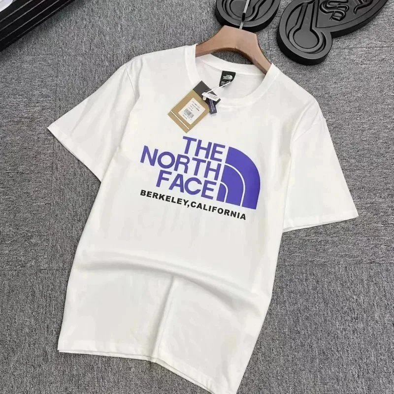 The North Face T-Shirts Short-Sleeve Logo Graphic T-Shirt — 26