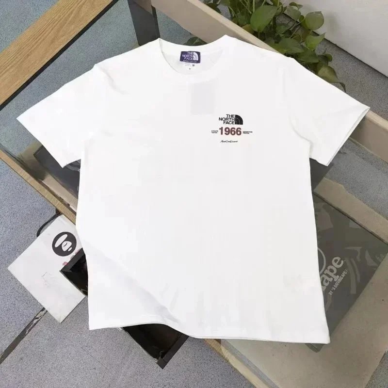 The North Face T-Shirts Short-Sleeve Logo Graphic T-Shirt — 22