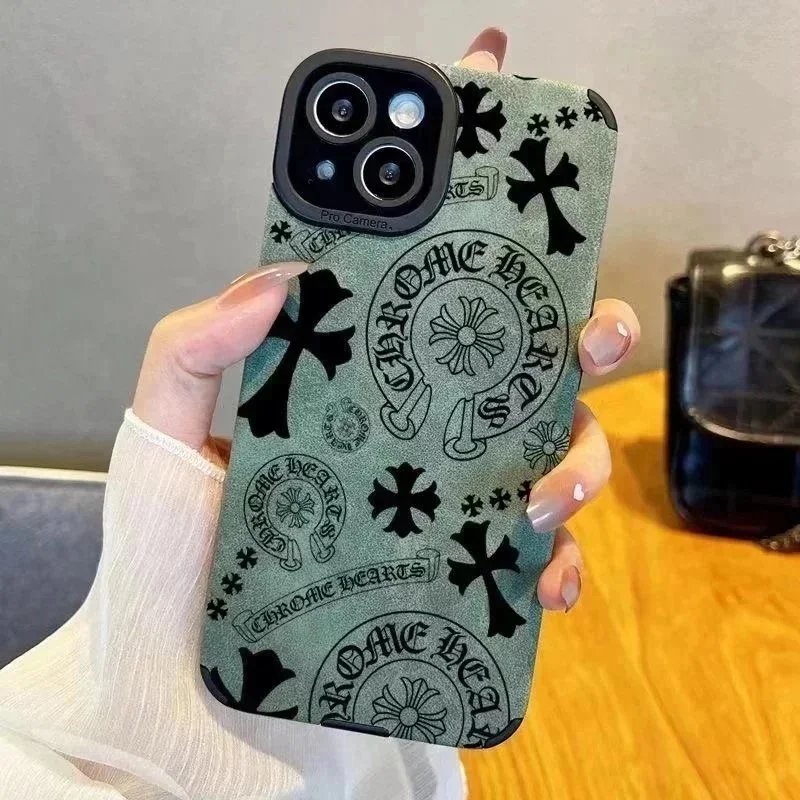 Louis Vuitton Phone Cases Monogram Print — 01