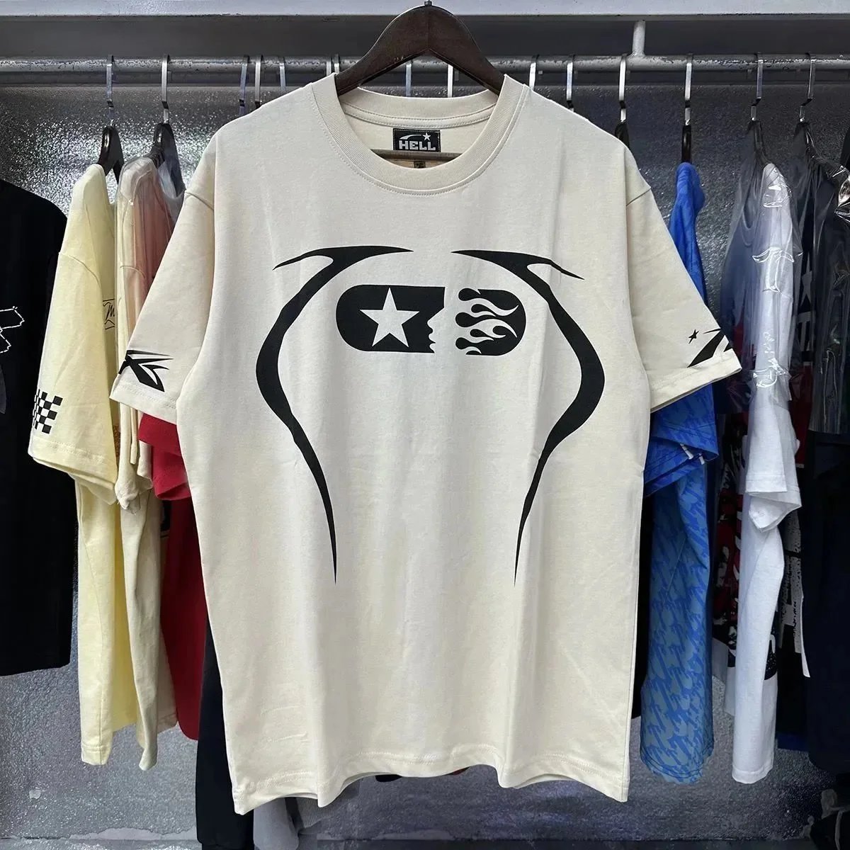 Hellstar T-Shirts Graphic short-sleeve T-shirt — 3