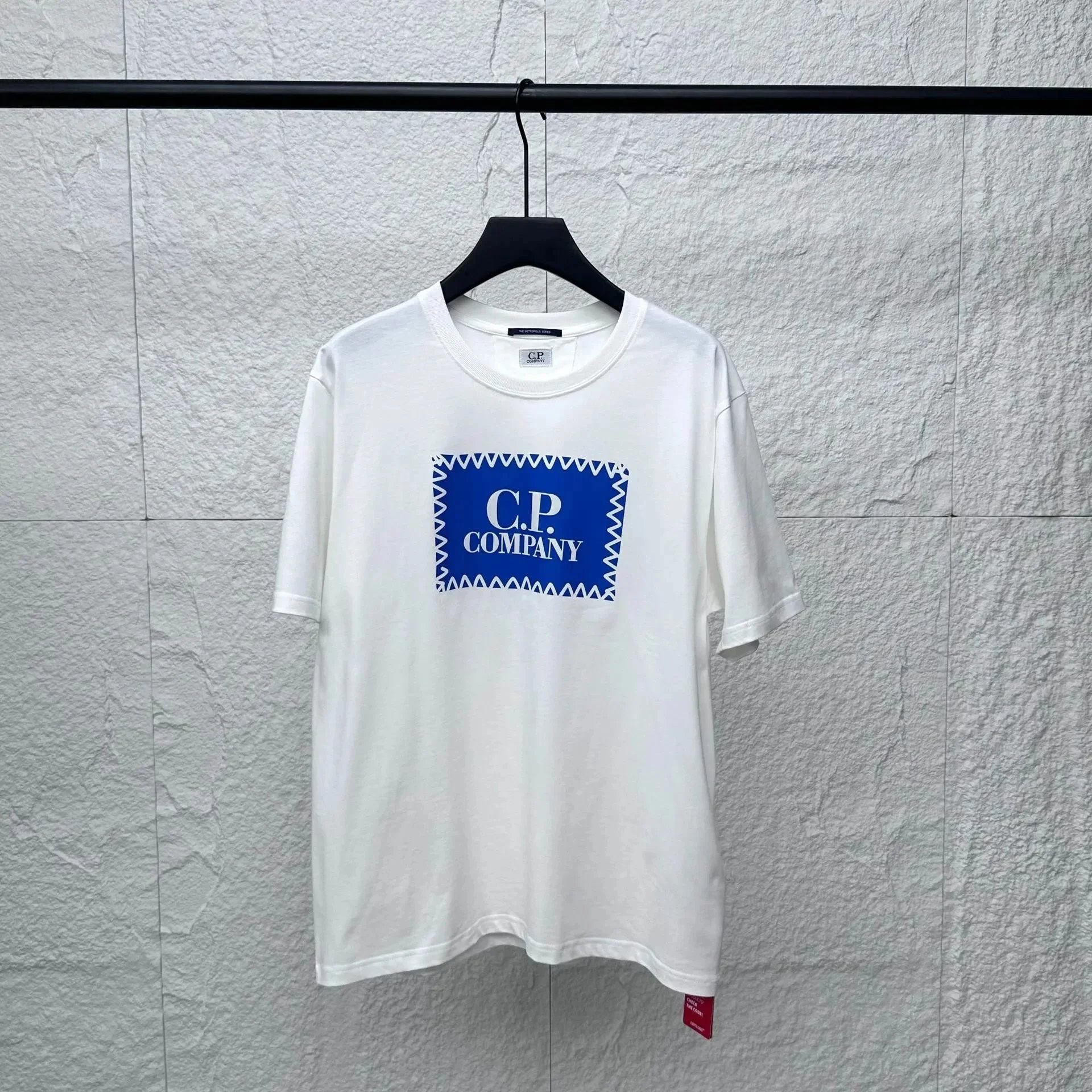 C.P. Company T-Shirts Lens Detail Crew Neck T-Shirt — 9008 blue and white