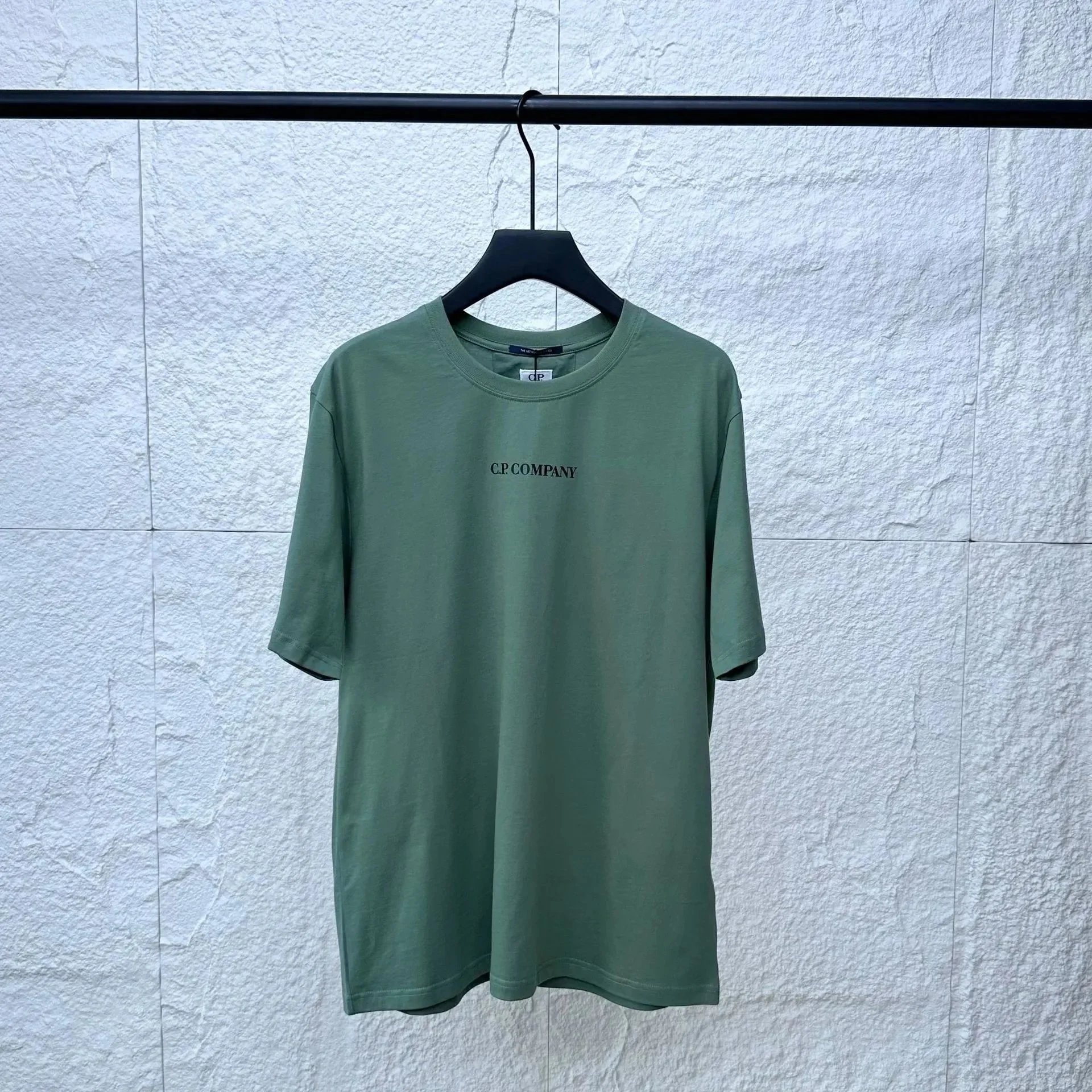 C.P. Company T-Shirts Lens Detail Crew Neck T-Shirt — 9007 green