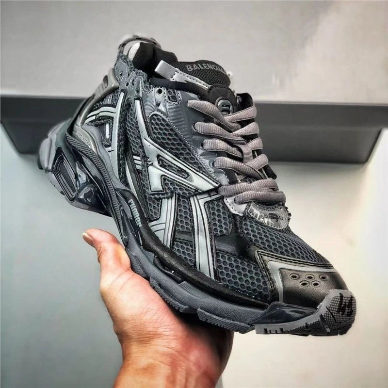 Balenciaga Sneakers Track Graffiti — Graffiti black and gray