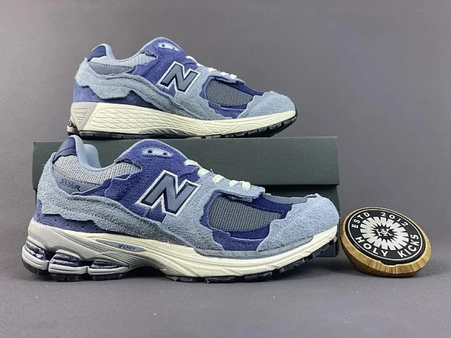 New Balance Sneakers 2002R deconstructed suede mesh product detail image 1