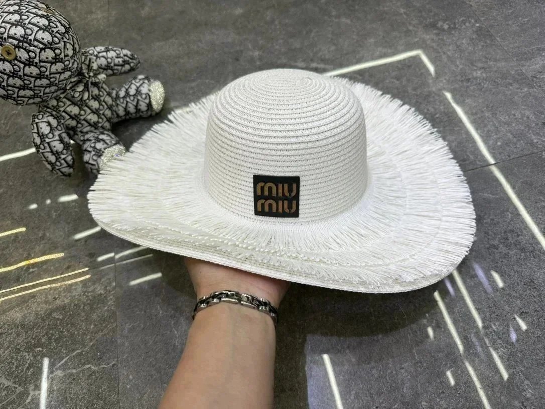 Miu Hats Logo-Band Straw Hat — 18