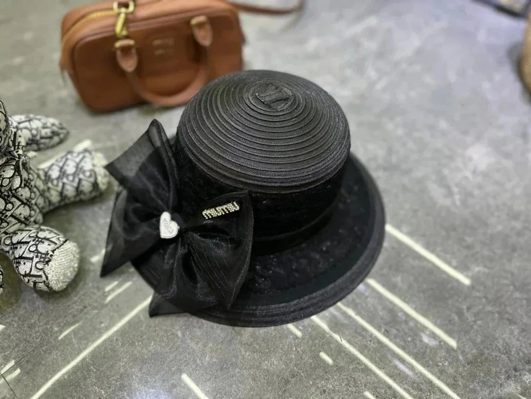 Miu Hats Logo-Band Straw Hat — 24