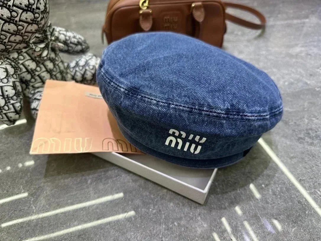 Miu Hats Logo-Band Straw Hat — 28