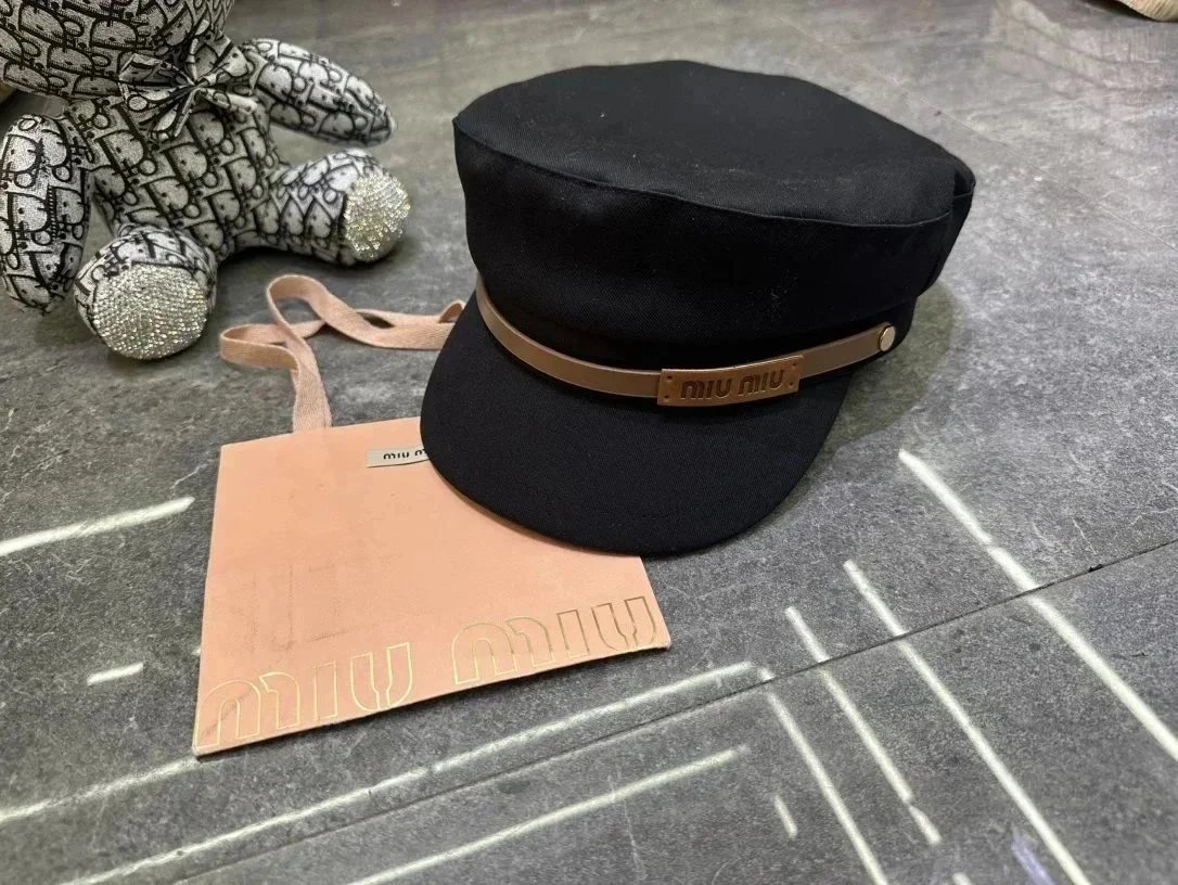 Miu Hats Logo-Band Straw Hat — 33