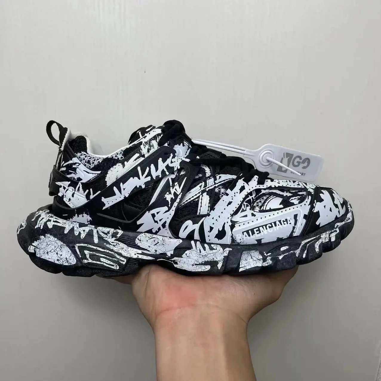 Balenciaga Sneakers Track 3.0 — 11