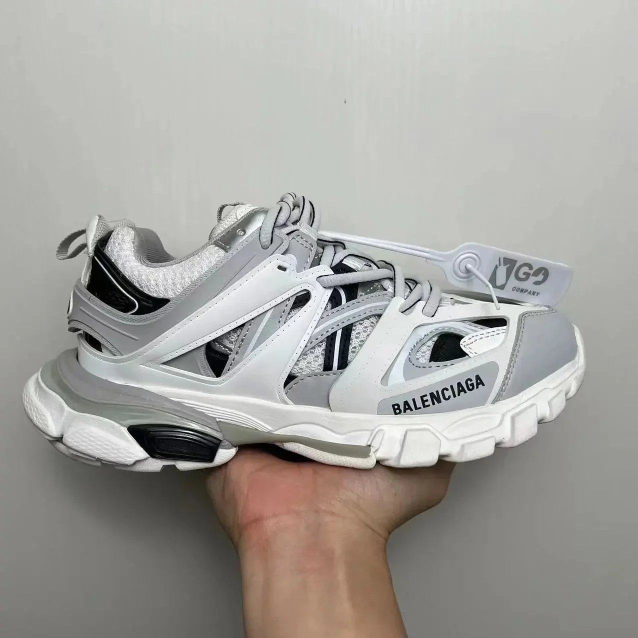 Balenciaga Sneakers Track 3.0 — 35