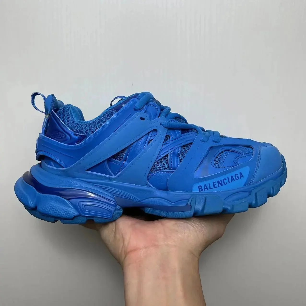 Balenciaga Sneakers Track 3.0 — 34