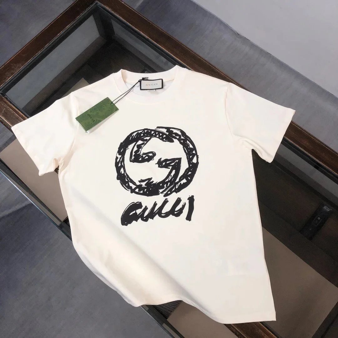 Gucci T-Shirts Crewneck Logo Graphic — 30