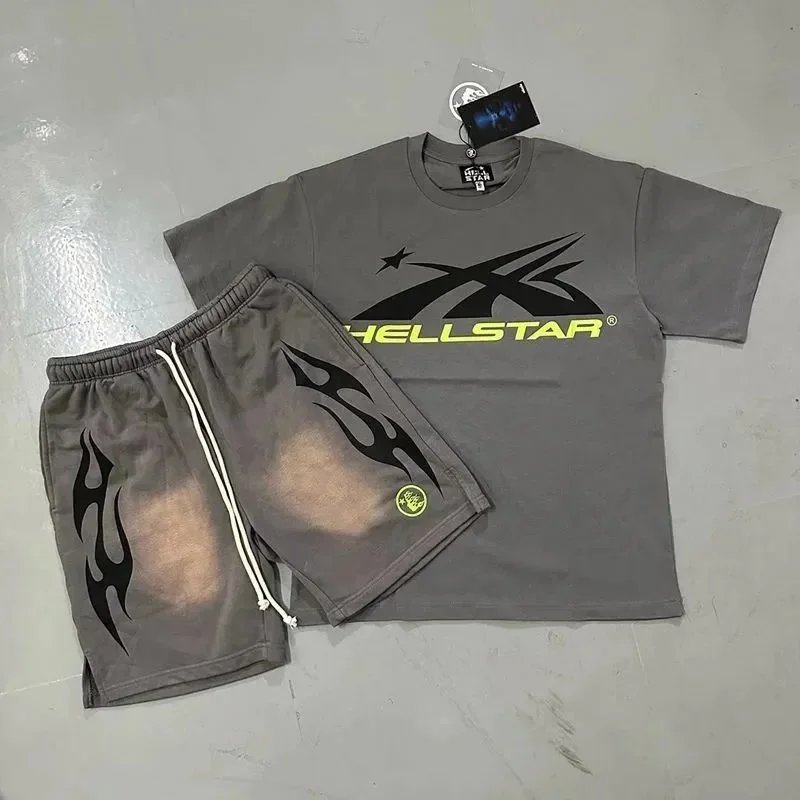 Hellstar T-Shirts Graphic short-sleeve T-shirt — 28