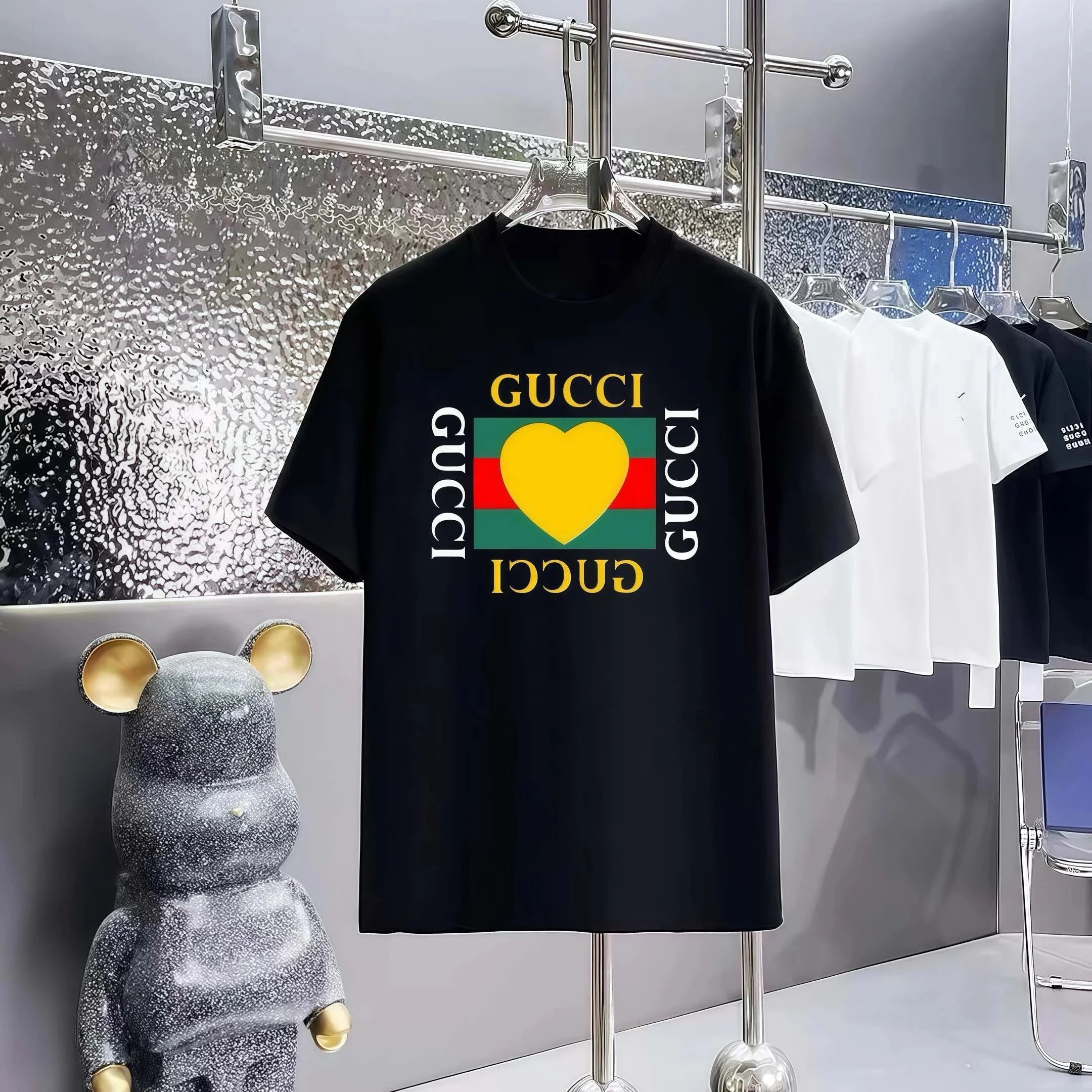 Gucci T-Shirts Short-Sleeve Snake Graphic — 22