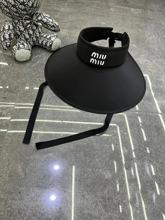 Miu Hats Logo-Band Straw Hat product detail image 2