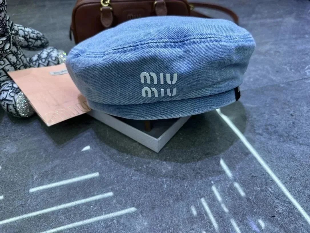 Miu Hats Logo-Band Straw Hat — 29