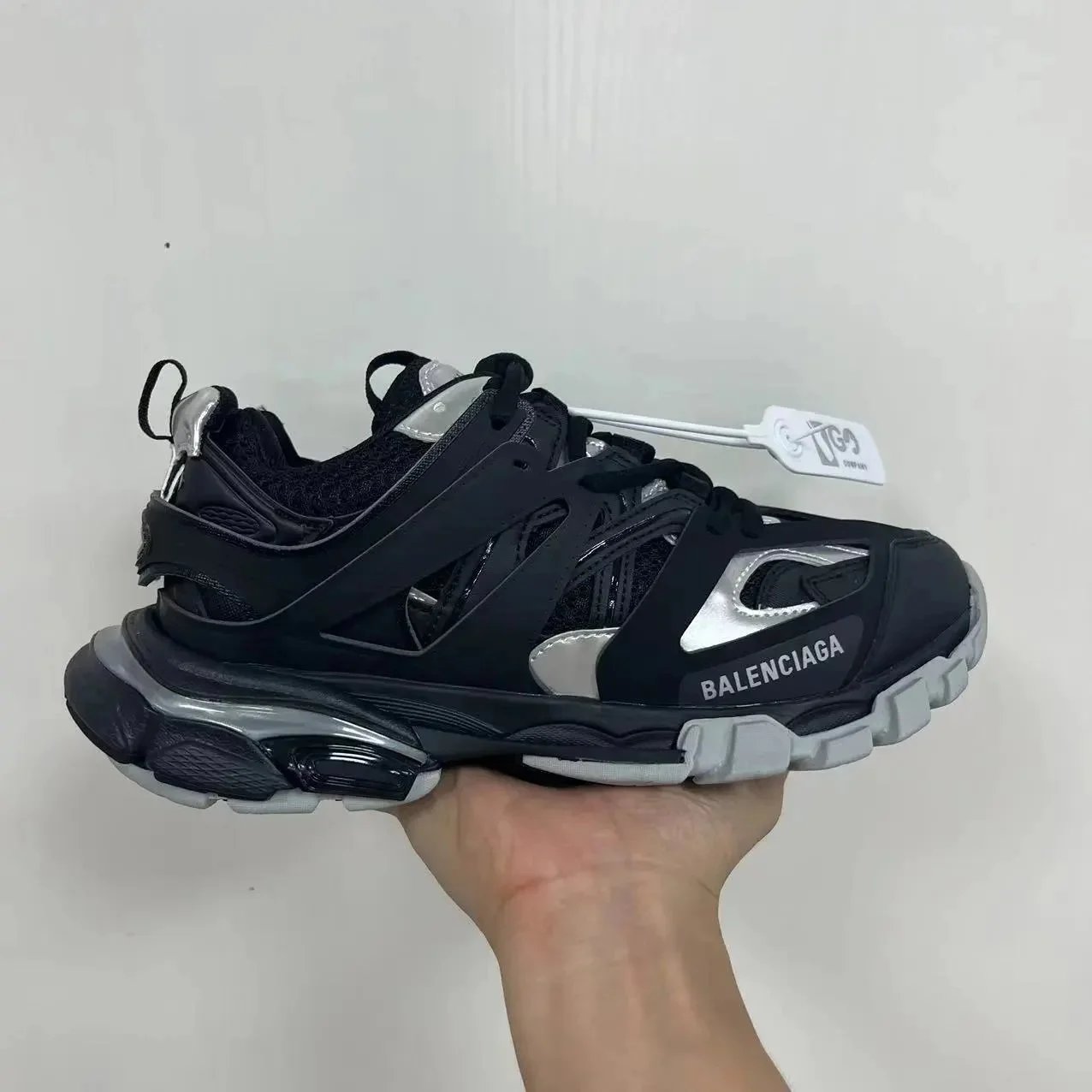 Balenciaga Sneakers Track 3.0 — 28