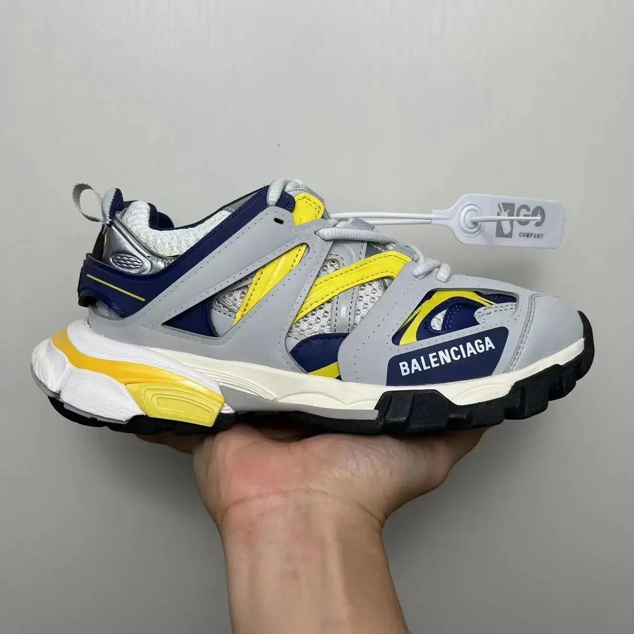 Balenciaga Sneakers Track 3.0 — 37