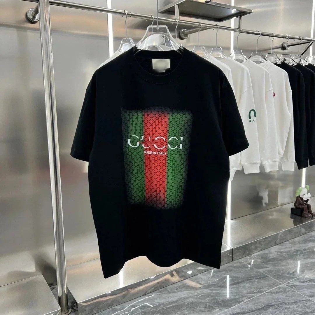 Gucci T-Shirts Short-Sleeve Graphic Print — 07