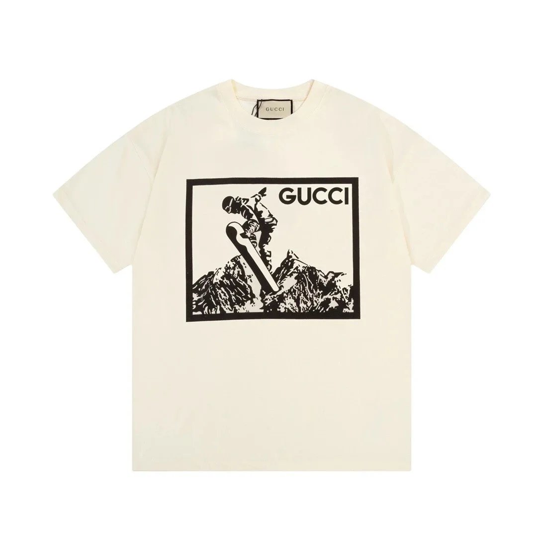 Gucci T-Shirts Crewneck Logo Graphic — 2