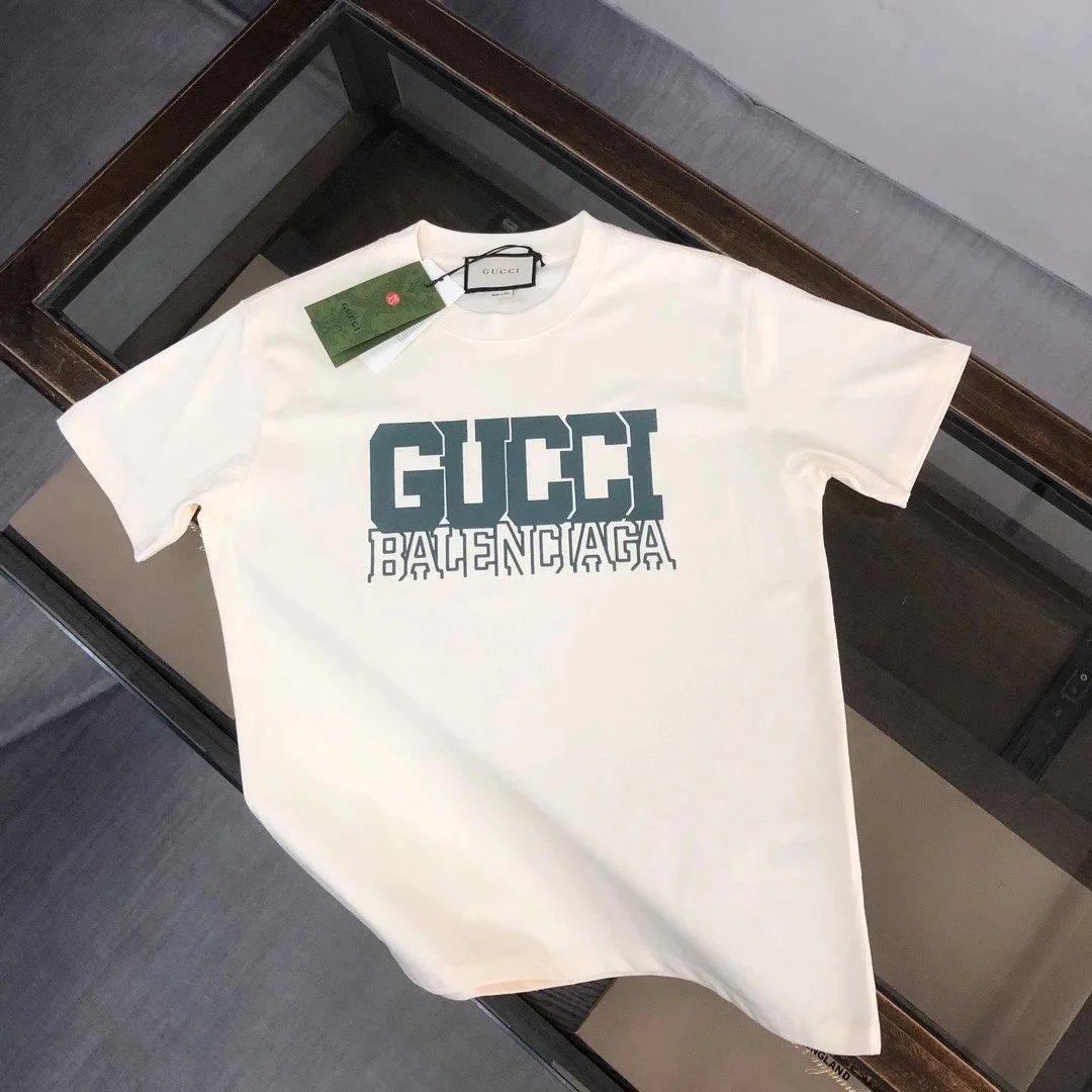 Gucci T-Shirts Crewneck Logo Graphic — 31