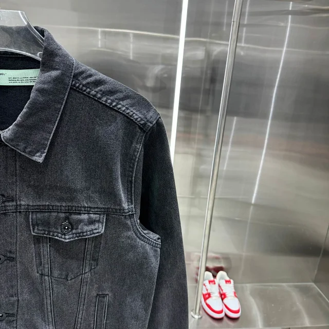 Off-White Jackets Arrow Print Denim Jacket product detail image 7