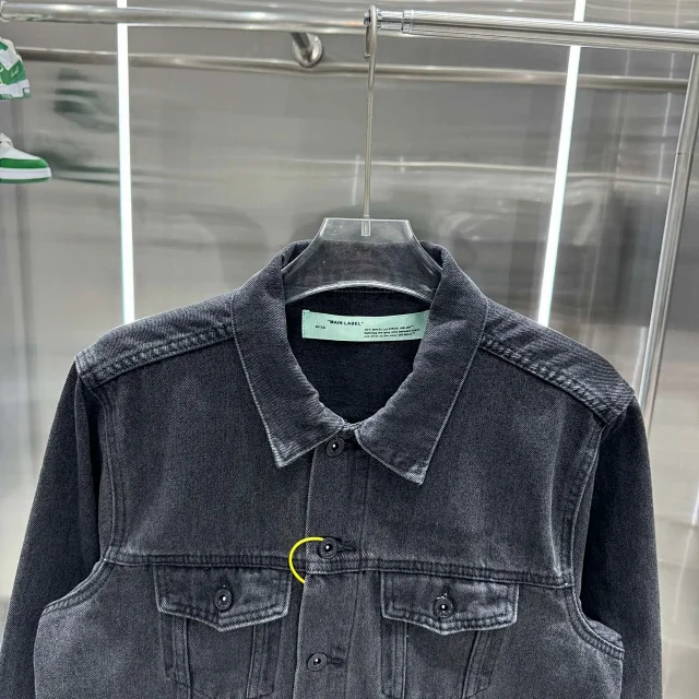 Off-White Jackets Arrow Print Denim Jacket product detail image 3