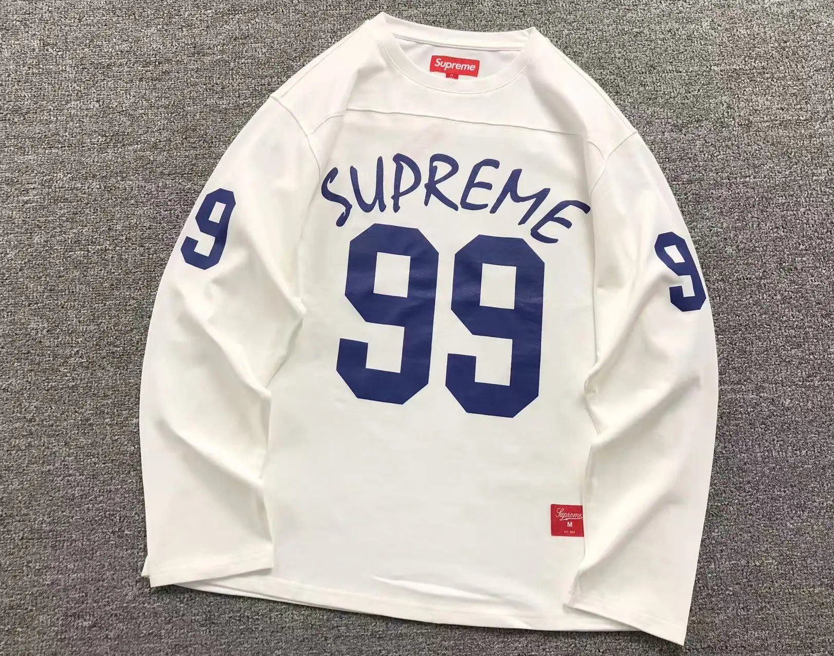 E571# White