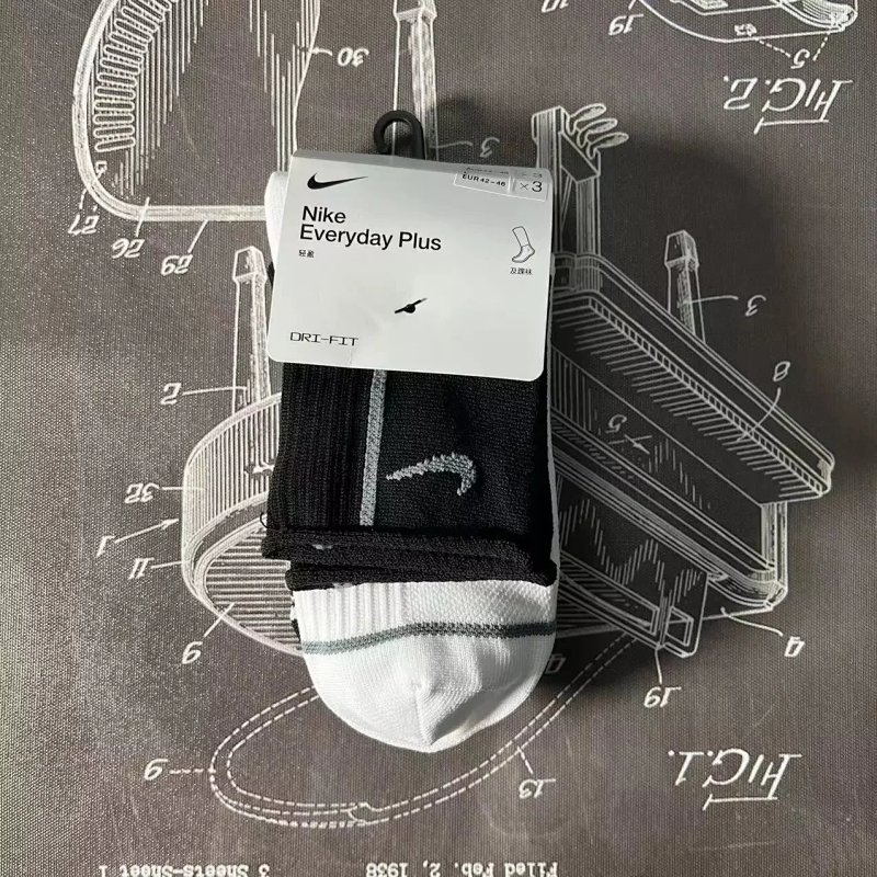 NEW quick dry sport socks 3 pairs