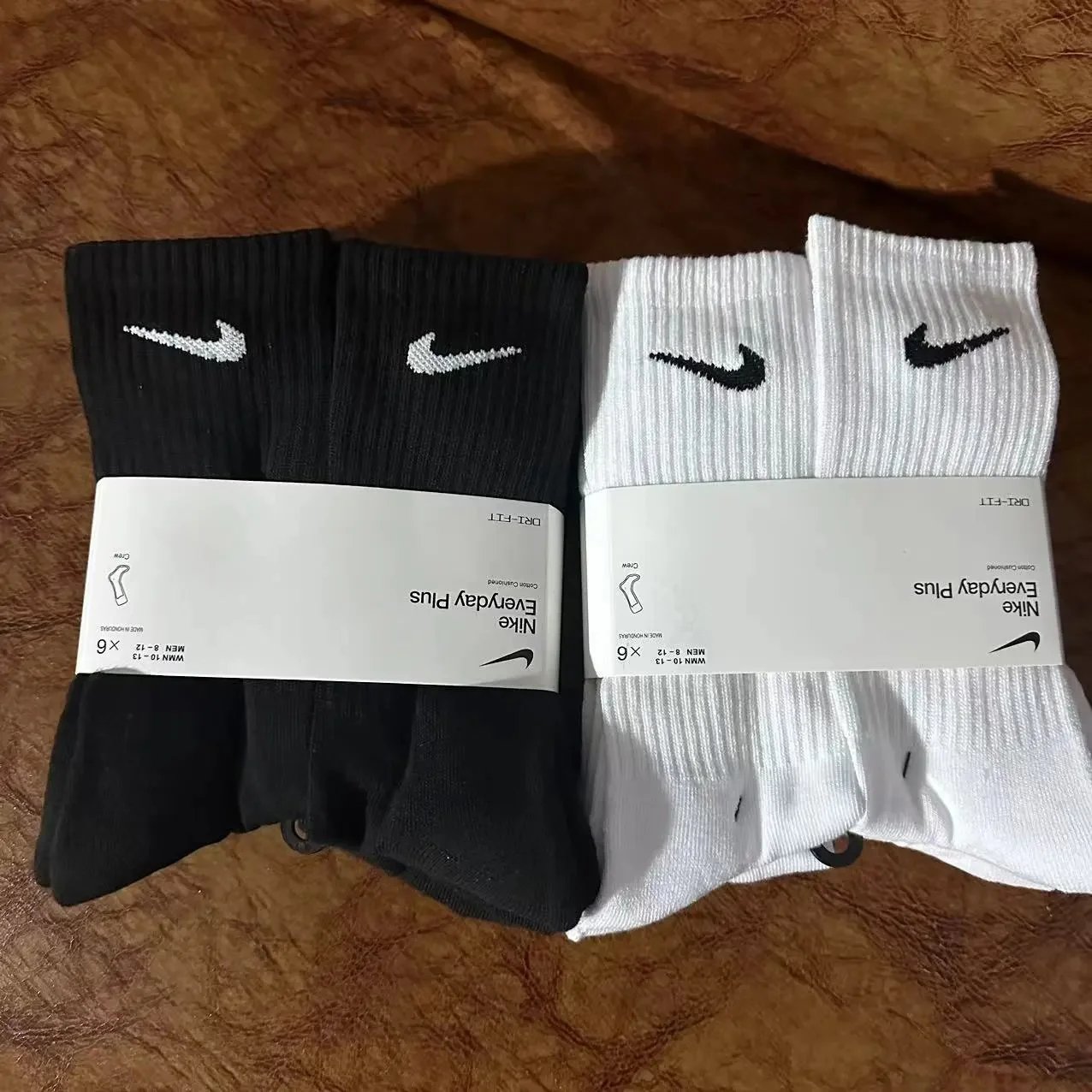 6-Pack, White/Black