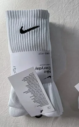 thumbnail for Tail goods long white card + black 3 pairs of towel socks