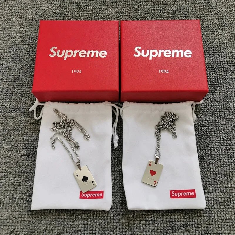 SU* Poker necklace