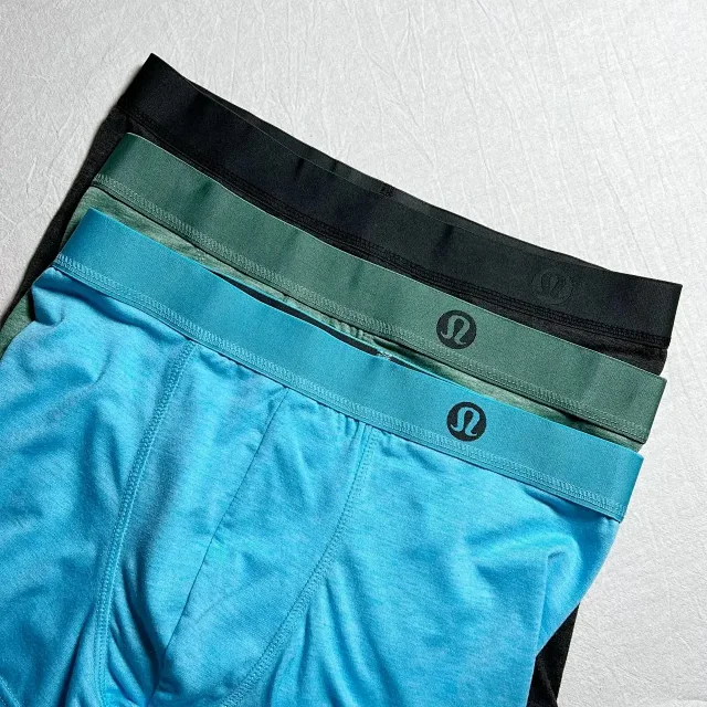 Lululemon Underwear Men's boxer briefs product detail image 8