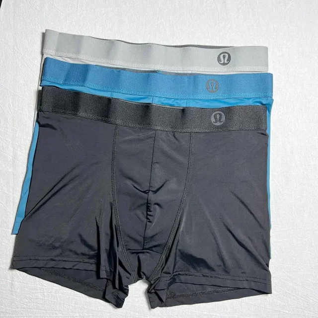 Lululemon Underwear Men's boxer briefs product detail image 1