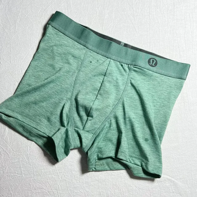 Lululemon Underwear Men's boxer briefs product detail image 7