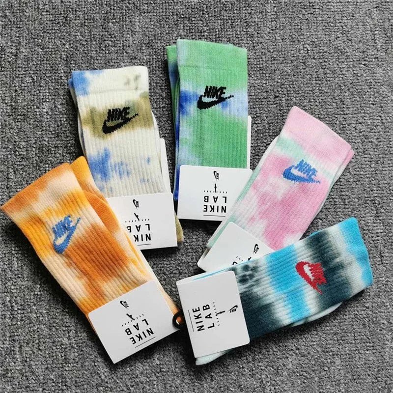 Nk** Socks 字母对勾扎染