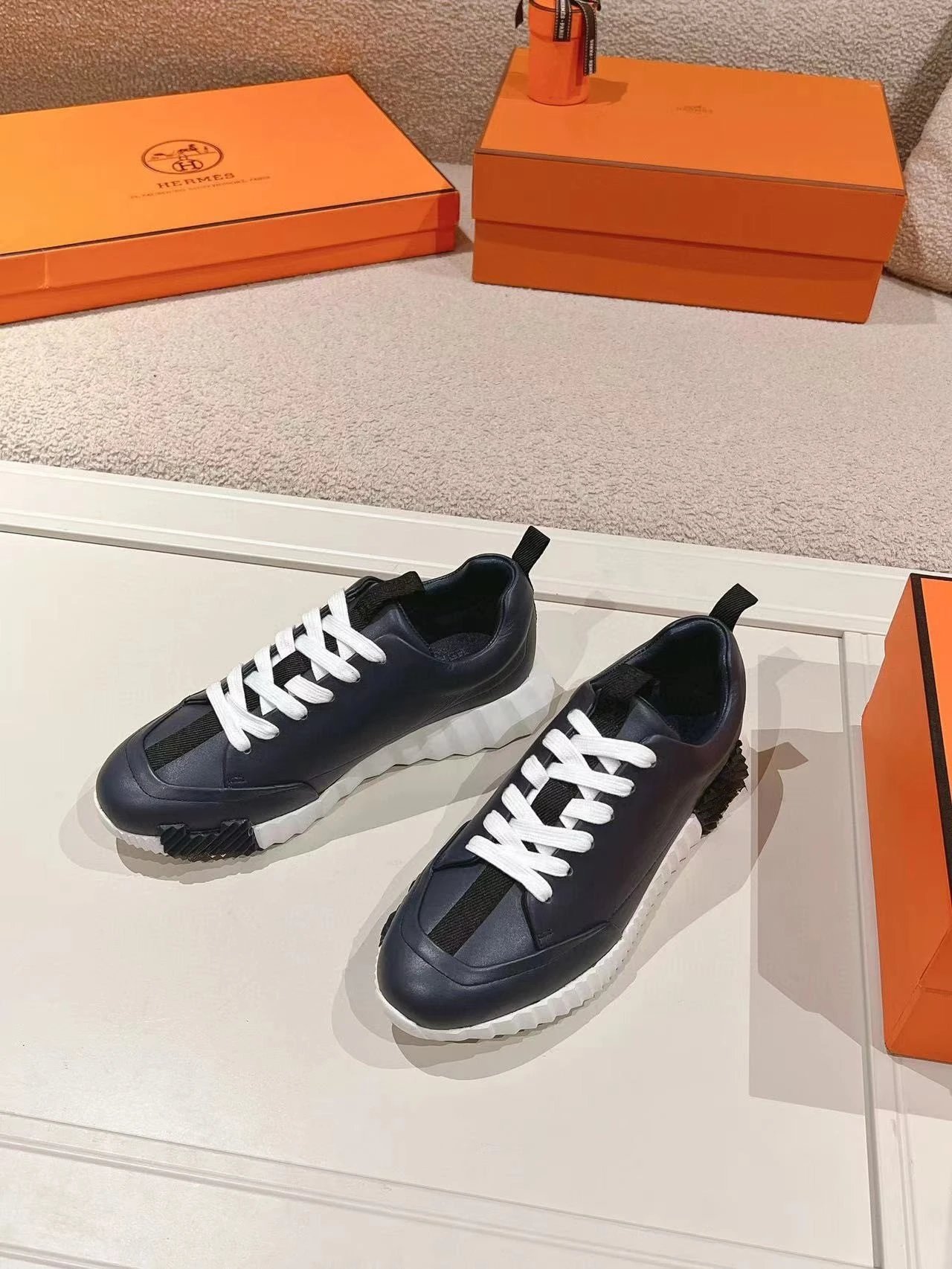 Figure 23 Navy Blue