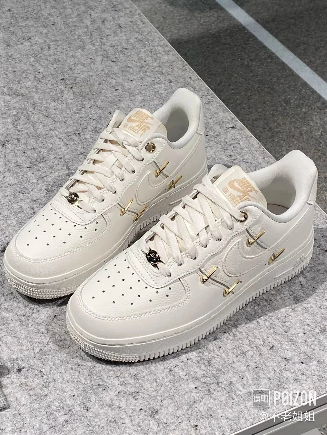 性价比AirForce1TaiwanAF1休闲板鞋四钩米白