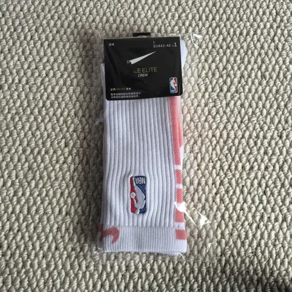 Nike NBA Elite Crew Socks White/Red - 1
