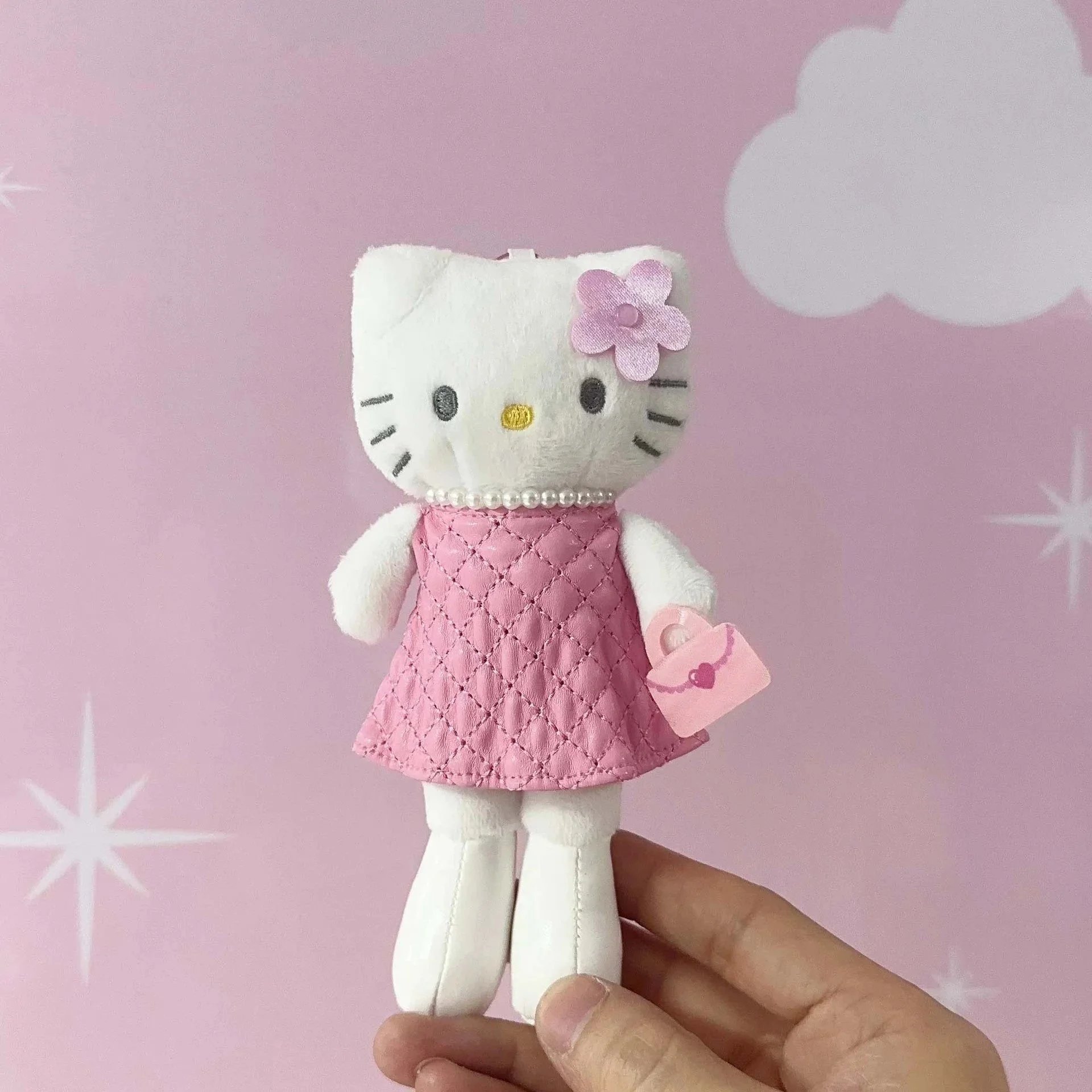 16cm long legs pink skirt with heart-shaped buckle KT