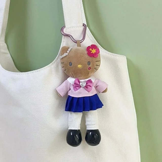 Unbranded Uncategorized Plush cat doll keychain with heart-shaped carabiner product detail image 8