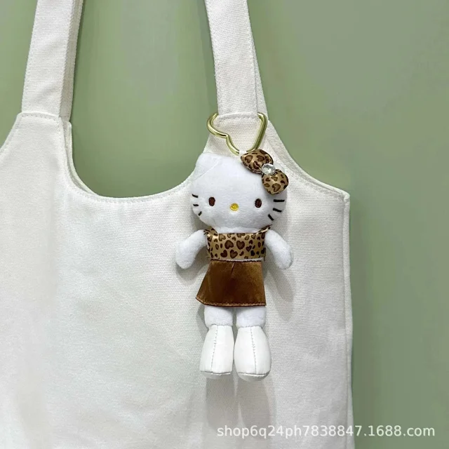 Unbranded Uncategorized Plush cat doll keychain with heart-shaped carabiner product detail image 10