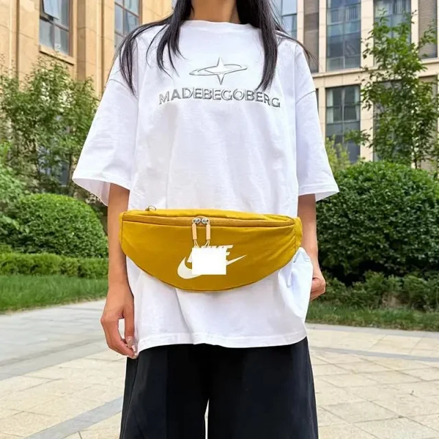 Nike Crossbody Bags Waist Bag with Swoosh Logo product detail image 4